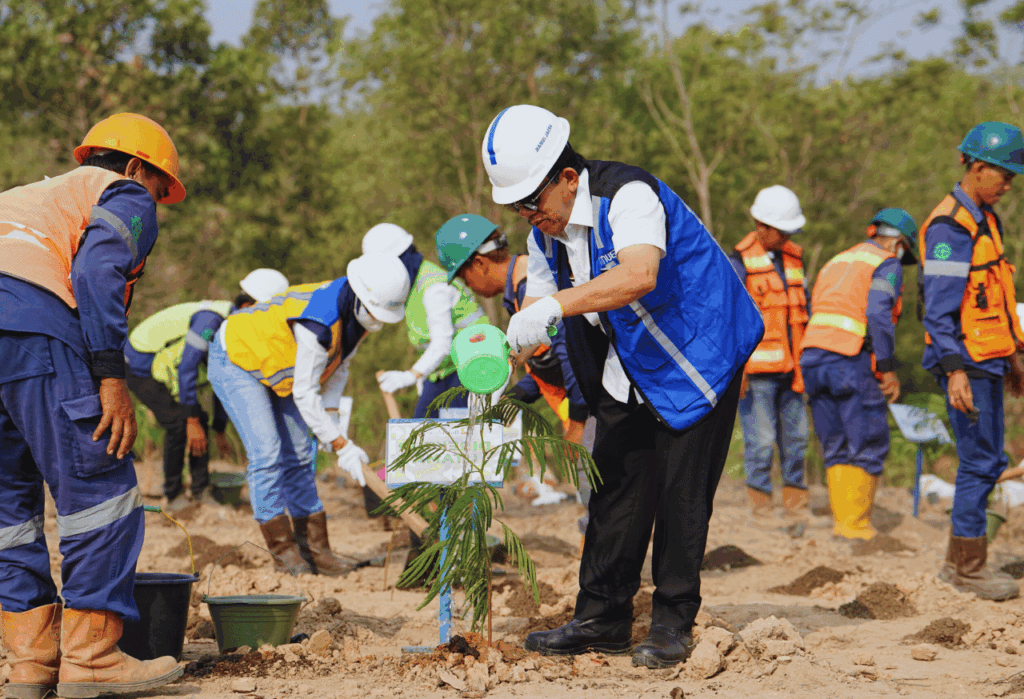 Studi Kasus Revitalisasi Lahan Kritis di Tanjung Enim